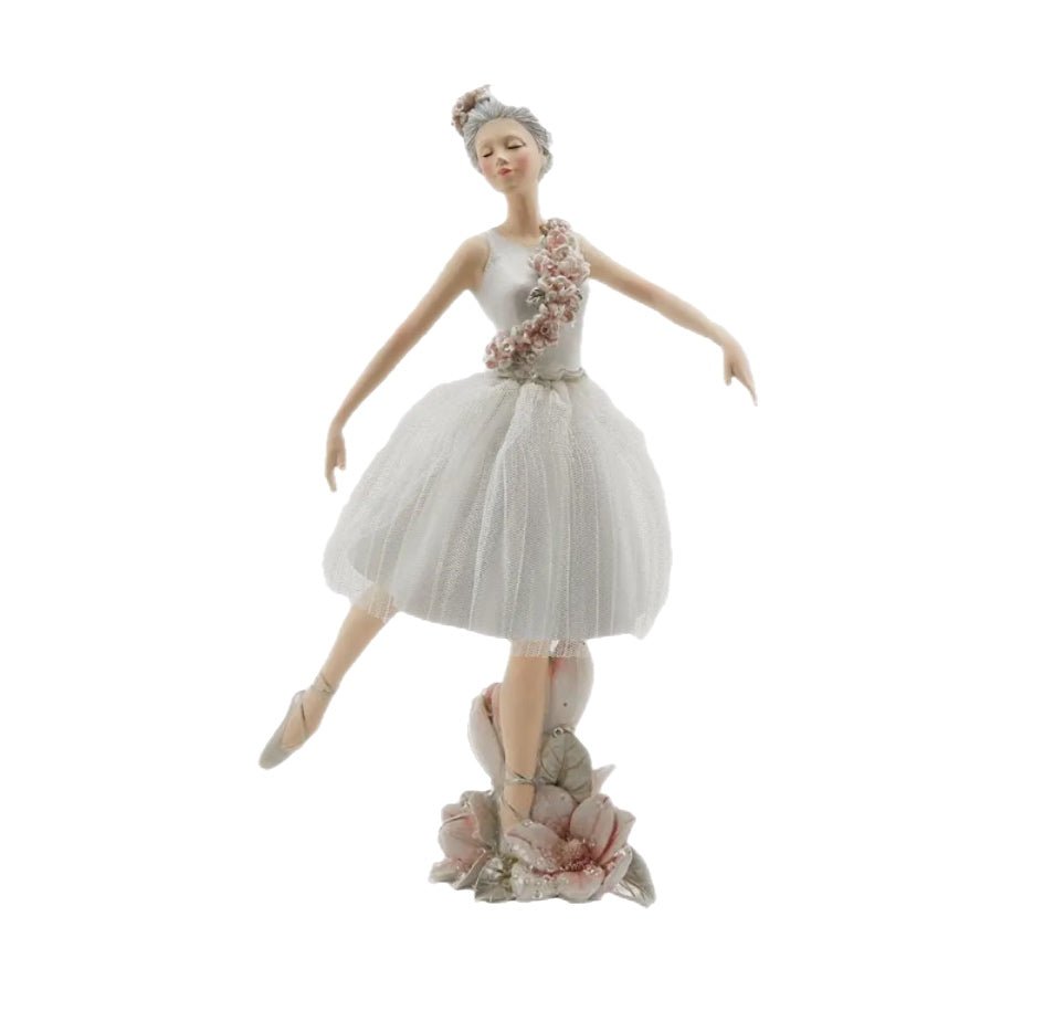 Ballerina “Magnolia”