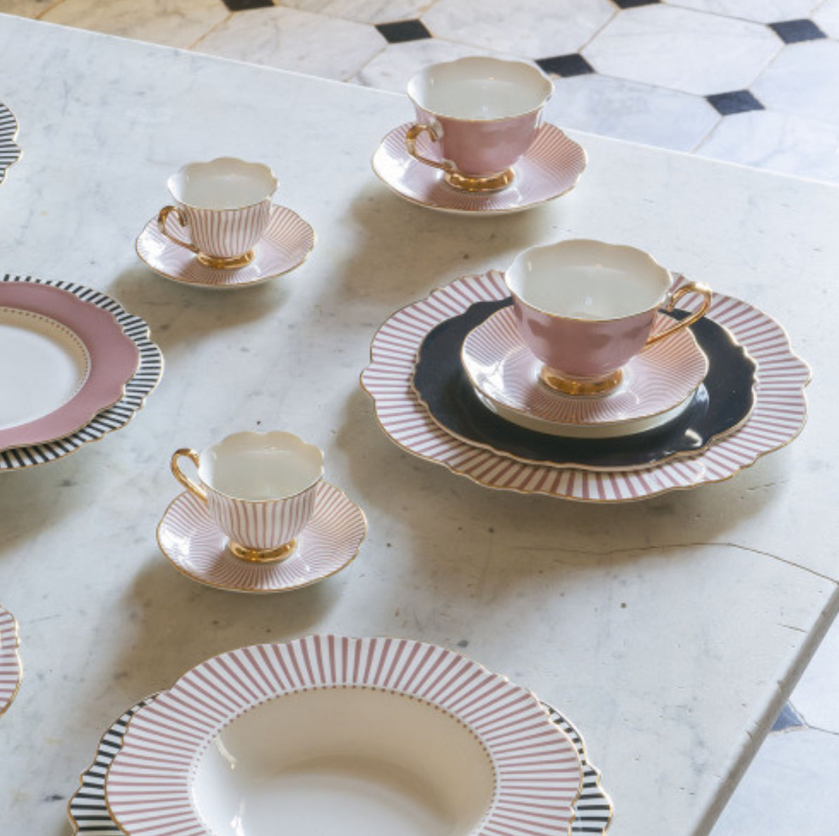Set 2 tazze da tè con piattino “Madame de Récamier”