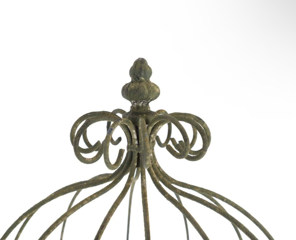 Carretto porta piante Giardino Segreto in metallo verde anticato con design elegante e romantico.